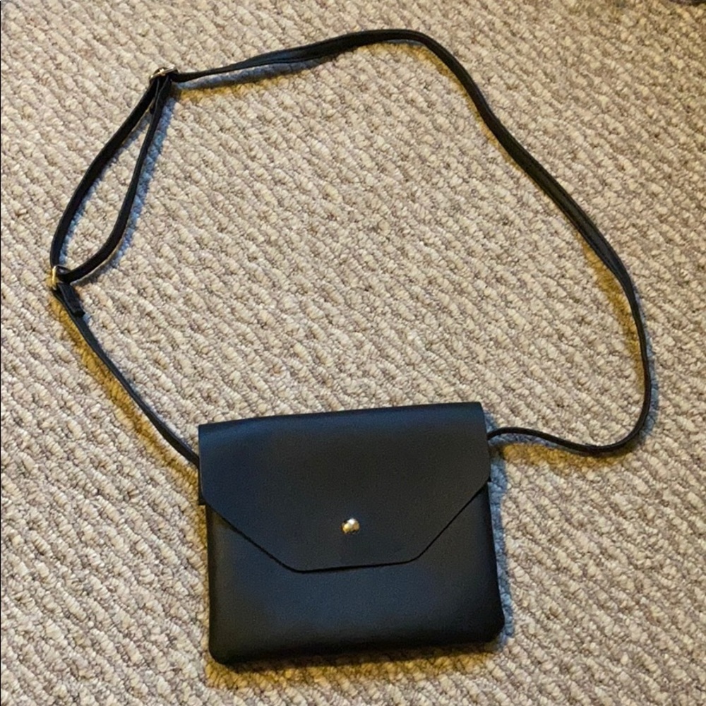 Black hand bag